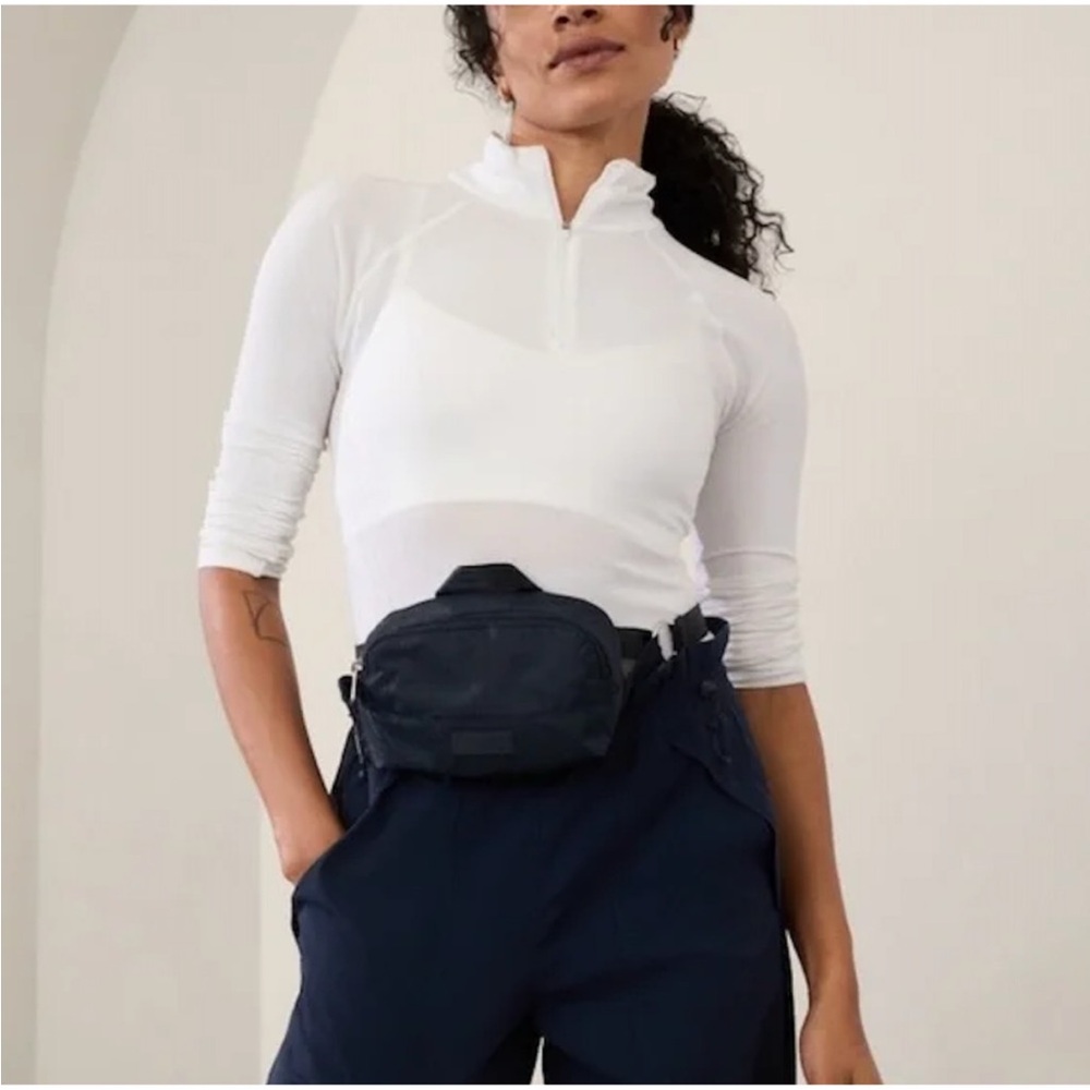 Athleta Navy Crossbody/Belt Bag - Picture 6 of 6